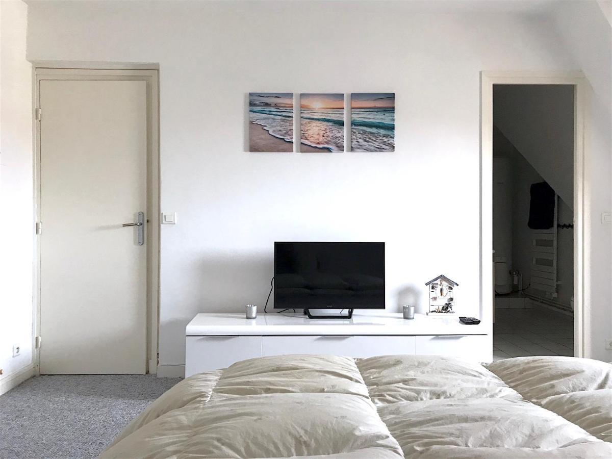 Appartement 3 Chambres Avec Roof Top A 5 Mn De La Plage Deauville Exterior photo